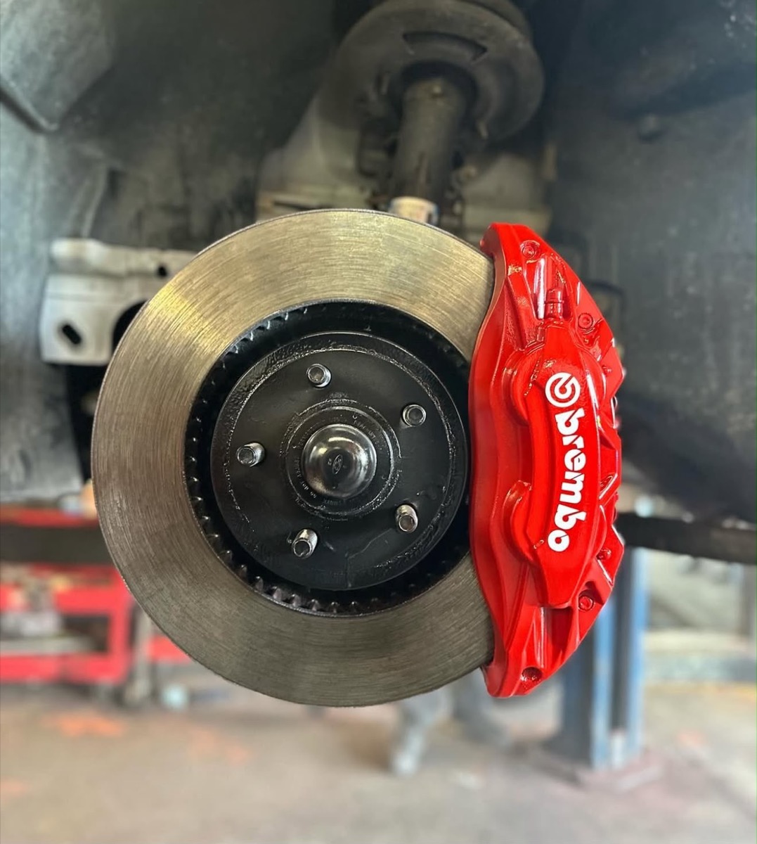 Brake and tire service at Rizhan's Auto Shop Vaughan